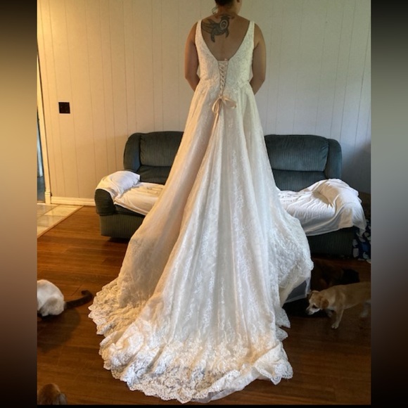 Davinci Wedding Gown - Picture 3 of 9